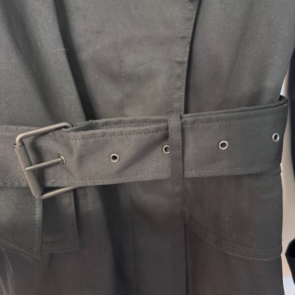 Banana Republic Water Resistant Timeless Trench - Picture 9 of 14